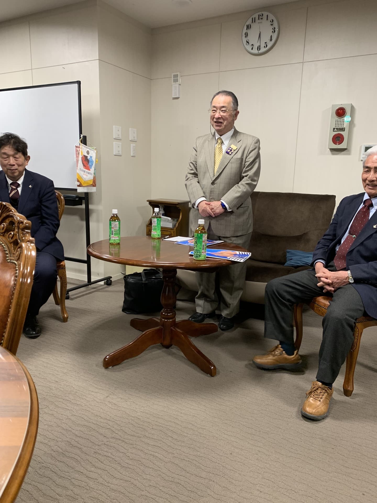 大垣ハナミズキクラブ支部＿例会＿ガバナー＿334-B
